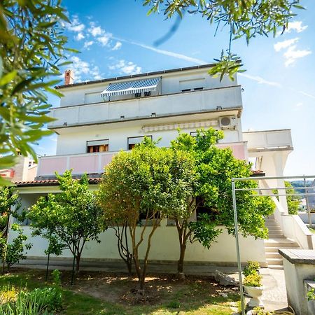 Apartmani Centar Palit Экстерьер фото