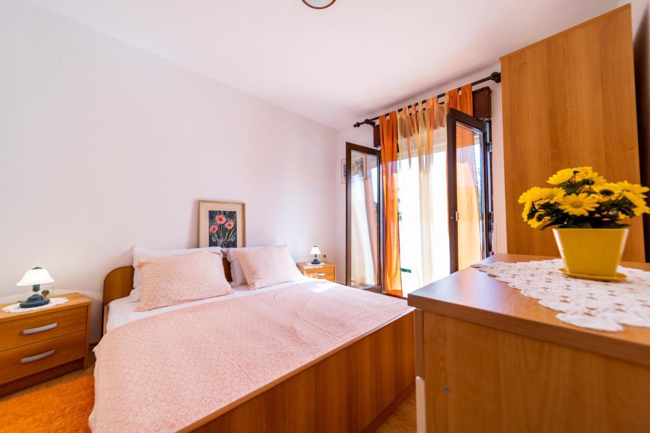 Apartmani Centar Palit Экстерьер фото
