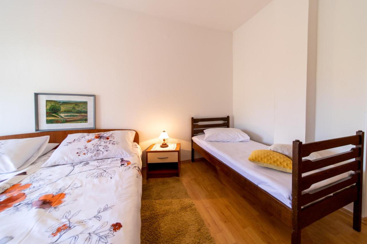 Apartmani Centar Palit Экстерьер фото