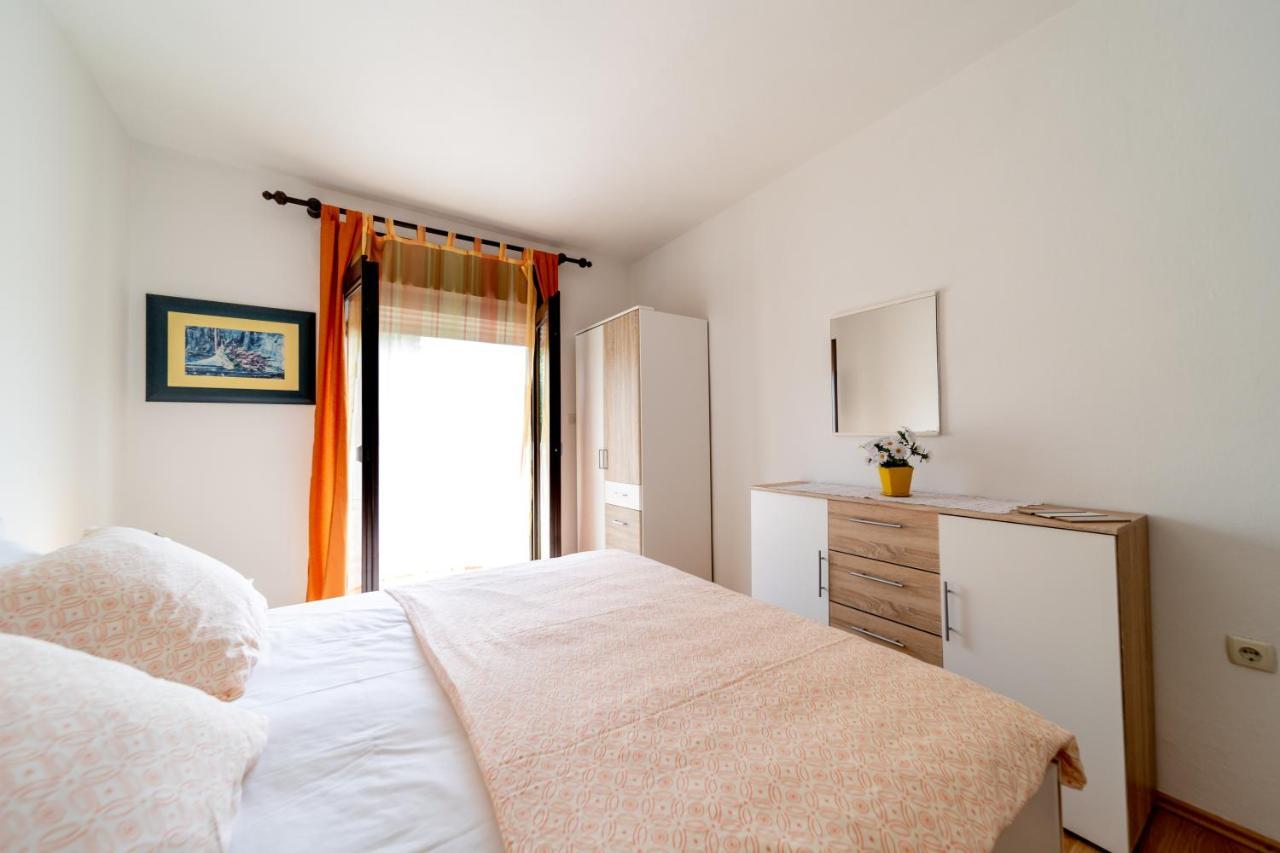 Apartmani Centar Palit Экстерьер фото