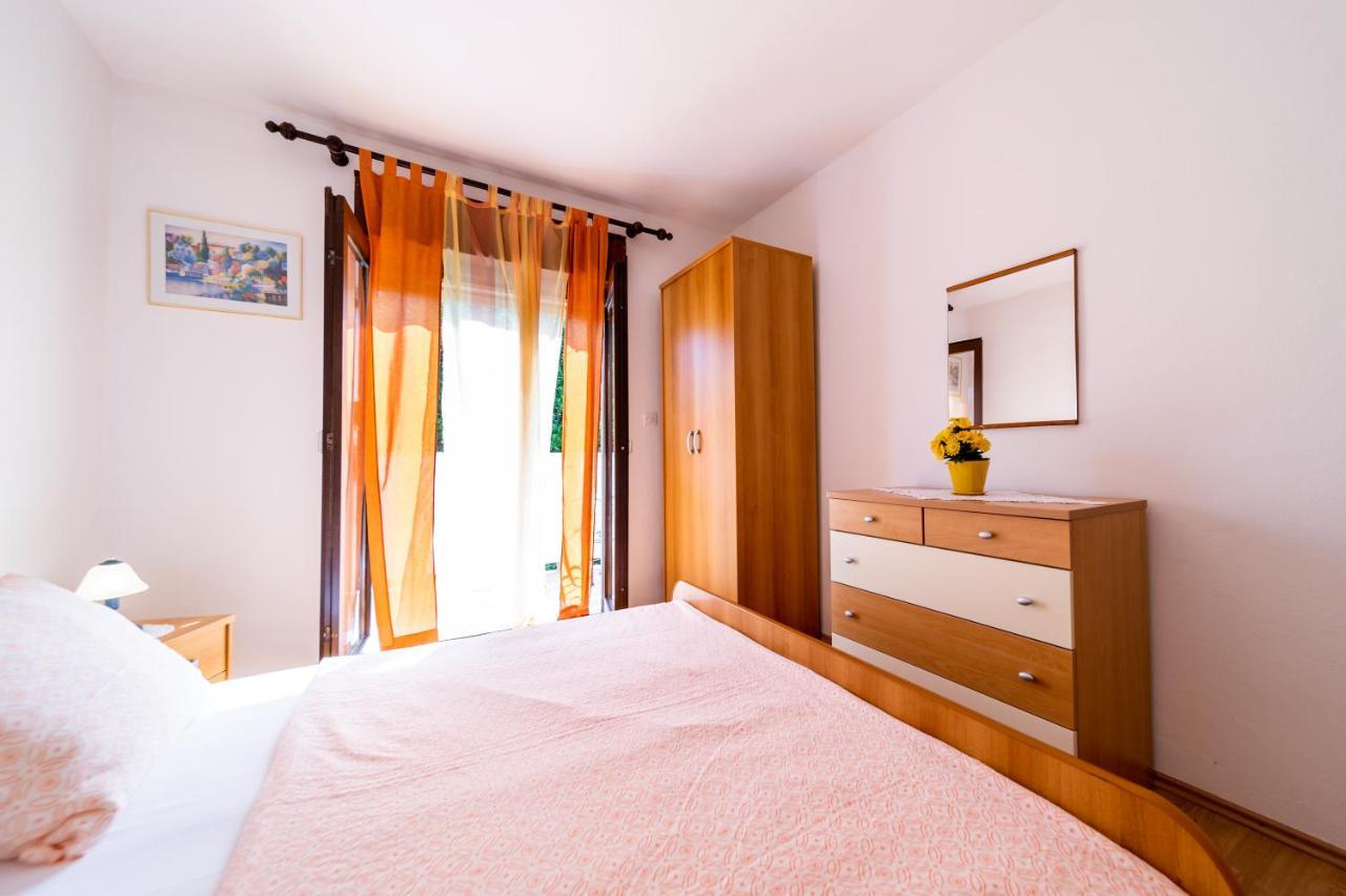 Apartmani Centar Palit Экстерьер фото