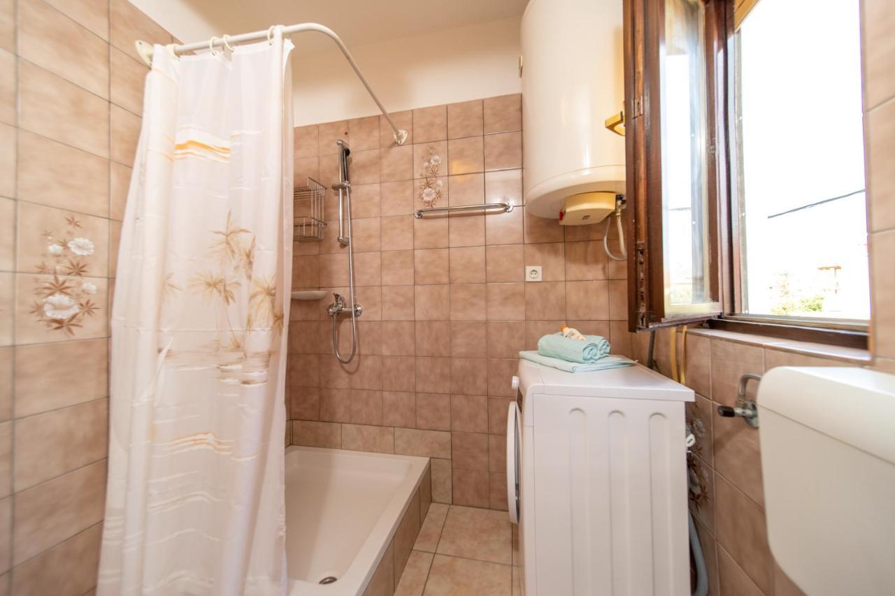 Apartmani Centar Palit Экстерьер фото