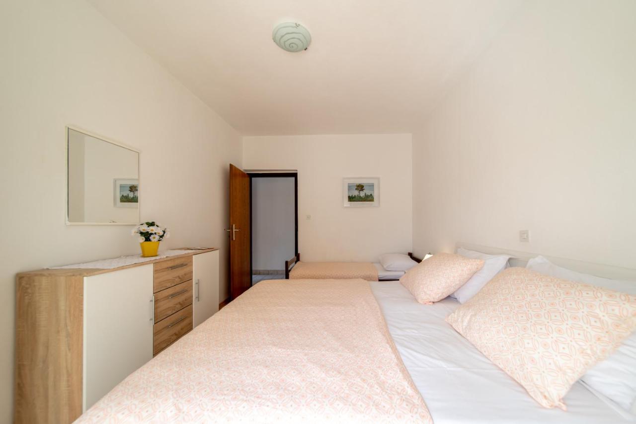 Apartmani Centar Palit Экстерьер фото